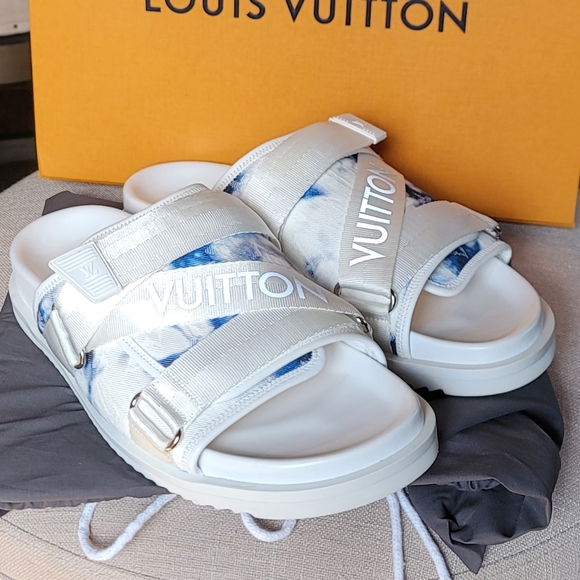 SOLD Louis Vuitton Mens Sandals U.S. 10 /UK 9 - Picture 2 of 16